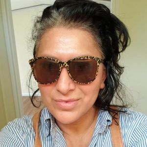 Meet your Posher, Karina